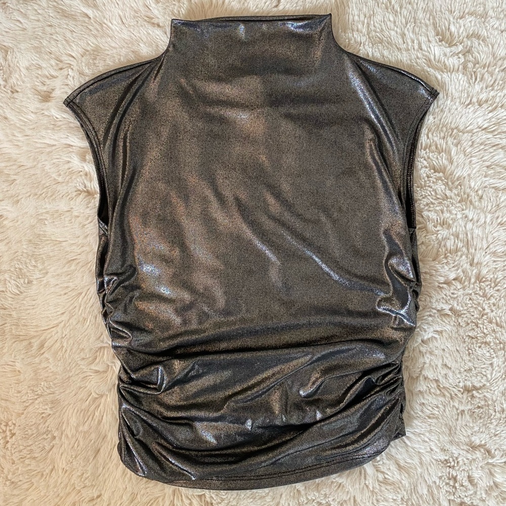 90s Kim & Cami Metallic (Shiny Silver) Mock Neck Sleeveless Top